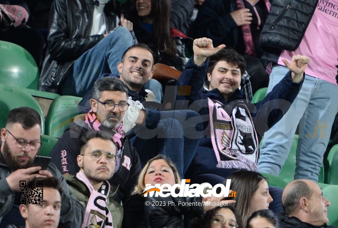 FOTOTIFO Palermo-Modena 5-2, gli scatti ai tifosi al “Renzo Barbera” (Gallery) - immagine 40