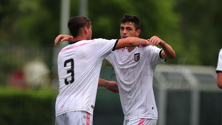 FLORENCE, ITALY - MAY 16: Kevin Cannavo' and Giuseppe Tarantino #3 of US Citta' di Palermo celebrate a goal during the SuperCoppa primavera 2 match between Novara U19 and US Citta di Palermo U19 at Centro Tecnico Federale di Coverciano on May 16, 2018 in Florence, Italy. (Photo by Gabriele Maltinti/Getty Images) FLORENCE, ITALY - MAY 16: Kevin Cannavo' and Giuseppe Tarantino #3 of US Citta' di Palermo celebrate a goal during the SuperCoppa primavera 2 match between Novara U19 and US Citta di Palermo U19 at Centro Tecnico Federale di Coverciano on May 16, 2018 in Florence, Italy. (Photo by Gabriele Maltinti/Getty Images)