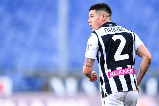 GENOA, ITALY - JANUARY 22: Nehuén Perez of Udinese looks on during the Serie A match between Genoa CFC and Udinese Calcio at Stadio Luigi Ferraris on January 22, 2022 in Genoa, Italy. (Photo by Getty Images) GS: Zanetti squalificato. Un giocatore dell’Udinese salta la Fiorentina- immagine 2