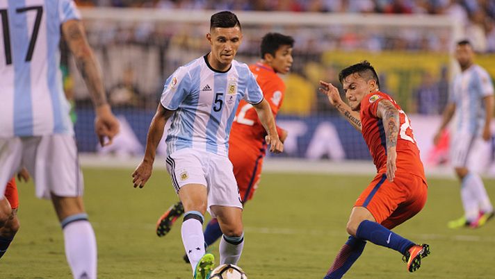 EAST RUTHERFORD, NEW JERSEY - JUNE 26:  Matias Kranevitter #5 of Argentina in action during the Argentina Vs Chile Final match of the Copa America Centenario USA 2016 Tournament at MetLife Stadium on June 26, 2016 in East Rutherford, New Jersey. (Photo by Tim Clayton/Corbis via Getty Images) 