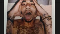 Il sacro e il profano, foto di Diego Costa e Gabriel Jesus a letto con la stessa donna: trovate fra le pagine di una Bibbia!