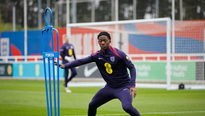 United, Kobbie Mainoo svela i suoi tre idoli e lascia fuori… - immagine 1