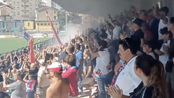 Catania, l’omaggio dei tifosi rossazzurri al tifoso scomparso (video)