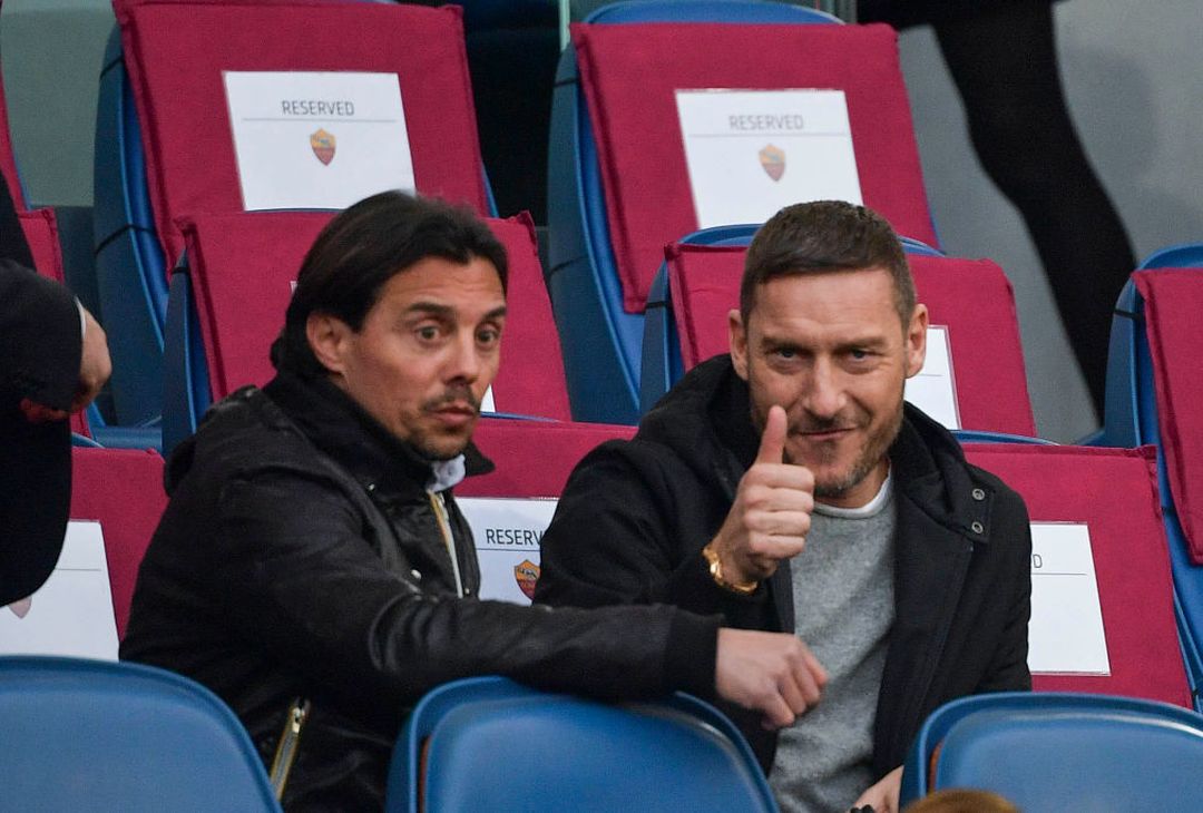 La Roma si scatena: Mancini con la bandiera, Abraham si spoglia – FOTO GALLERY - immagine 50