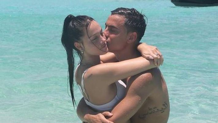 Dybala alla sua Oriana: “Grazie per questi tre anni insieme” Dybala alla sua Oriana: “Grazie per questi tre anni insieme”