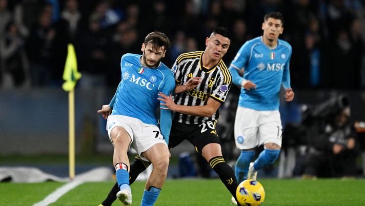 Trattenuta Cambiaso su Kvara, Marelli: “Giusto non fischiare rigore al Napoli” - immagine 1