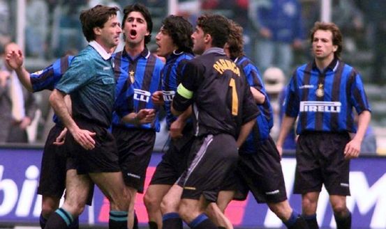 Zamorano: “Inter esperienza fantastica. Simoni un signore. Ronaldo e lo scudetto rubato…”- immagine 2
