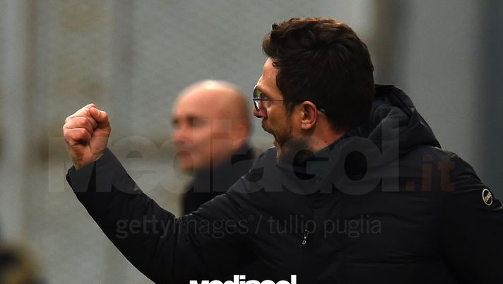 REGGIO NELL'EMILIA, ITALY - JANUARY 15: Head coach Eusebio Di Francesco of Sassuolo celebrates after Alessandro Matri's equalizing during the Serie A match between US Sassuolo and US Citta di Palermo at Mapei Stadium - Citta' del Tricolore on January 15, 2017 in Reggio nell'Emilia, Italy. (Photo by Tullio M. Puglia/Getty Images) REGGIO NELL'EMILIA, ITALY - JANUARY 15: Head coach Eusebio Di Francesco of Sassuolo celebrates after Alessandro Matri's equalizing during the Serie A match between US Sassuolo and US Citta di Palermo at Mapei Stadium - Citta' del Tricolore on January 15, 2017 in Reggio nell'Emilia, Italy. (Photo by Tullio M. Puglia/Getty Images)