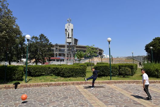 La Parrocchia di Santa Lucia a Mare lancia il progetto “diamo un calcio all’illegalità”- immagine 2