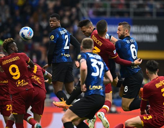 (Getty Images) L’Inter cala il tris alla Roma e conquista tre punti pesanti per la corsa scudetto- immagine 2