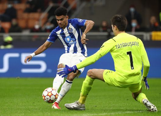 Il gol del Porto con Luis Dias Il gol del Porto con Luis Dias