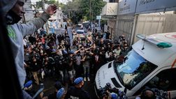 Maradona dimesso dalla clinica di Olivos