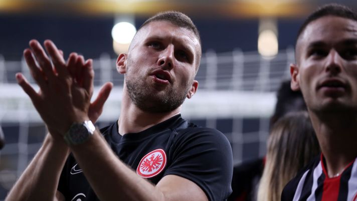 FRANKFURT AM MAIN, GERMANY - AUGUST 29: Ante Rebic of Frankfurt reacts after the second leg of the UEFA Europa League playoff match between Eintracht Frankfurt and Racing Club de Strasbourg at Commerzbank Arena on August 29, 2019 in Frankfurt am Main, Germany. (Photo by Alex Grimm/Getty Images) FRANKFURT AM MAIN, GERMANY - AUGUST 29: Ante Rebic of Frankfurt reacts after the second leg of the UEFA Europa League playoff match between Eintracht Frankfurt and Racing Club de Strasbourg at Commerzbank Arena on August 29, 2019 in Frankfurt am Main, Germany. (Photo by Alex Grimm/Getty Images)