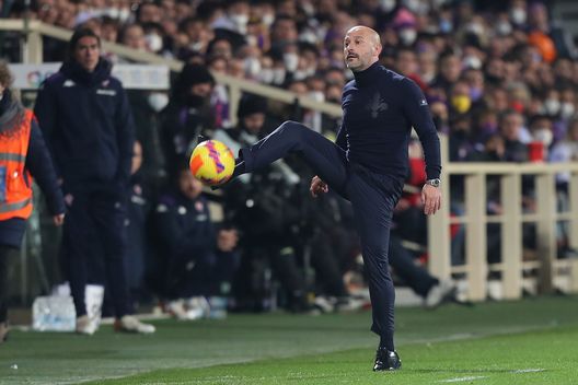 Italiano, il cobra viola è pronto a mordere: tra gruppo e “velenosità”- immagine 2