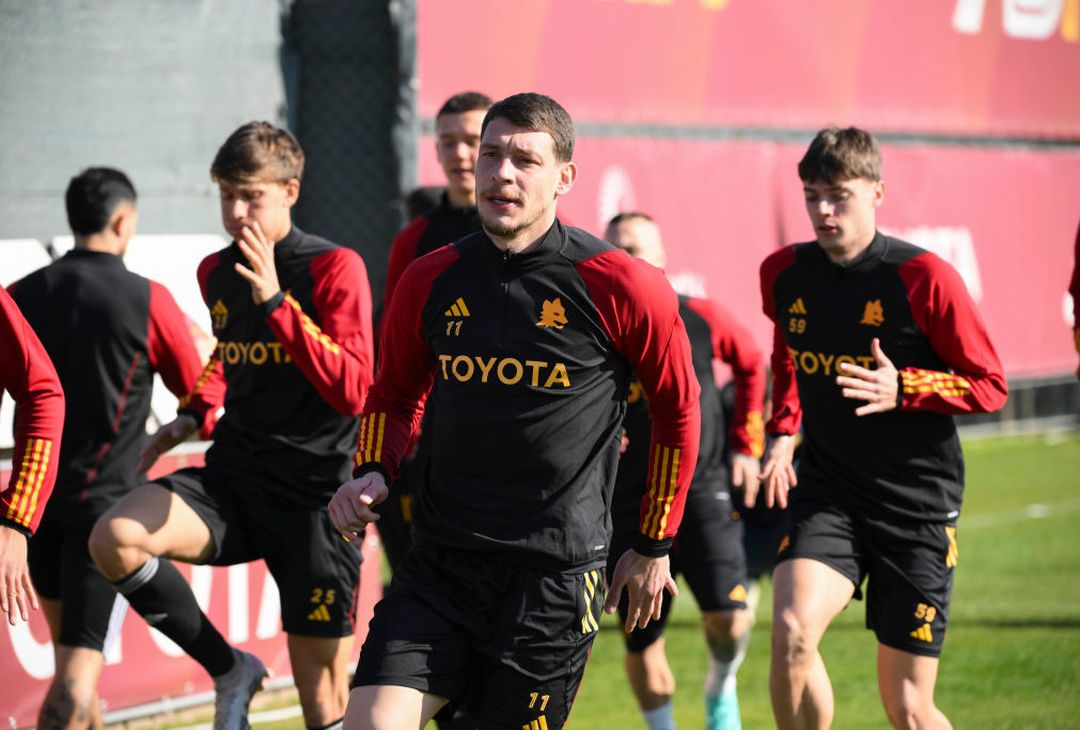 Trigoria, ripresa dopo la Salernitana: primo allenamento per Angeliño – FOTO GALLERY - immagine 15