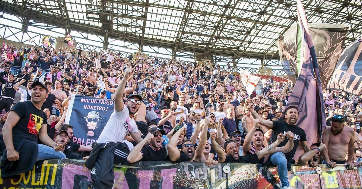 Playoff, la carica del Palermo in 25 mila per la partita di ritorno Padova Sport Playoff, la carica del Palermo in 25 mila per la partita di ritorno Padova Sport