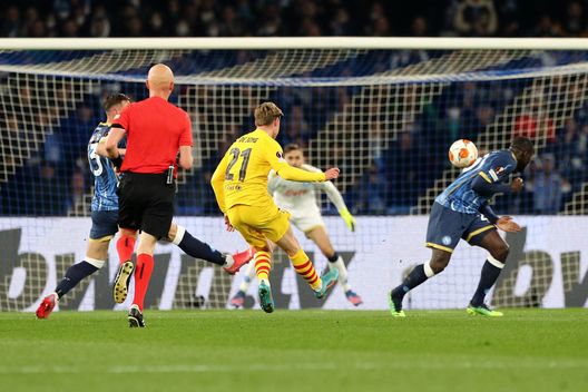 Il commento del Napoli: “Si riprende il filo in campionato domenica contro la Lazio”- immagine 2