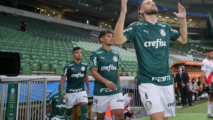 SAO PAULO, BRAZIL - JANUARY 12: Alan Empereur of Palmeiras gets in the field prior during a semifinal second leg match between Palmeiras and River Plate as part of Copa CONMEBOL Libertadores 2020 at Allianz Parque on January 12, 2021 in Sao Paulo, Brazil. (Photo by Amanda Perobelli - Pool/Getty Images) SAO PAULO, BRAZIL - JANUARY 12: Alan Empereur of Palmeiras gets in the field prior during a semifinal second leg match between Palmeiras and River Plate as part of Copa CONMEBOL Libertadores 2020 at Allianz Parque on January 12, 2021 in Sao Paulo, Brazil. (Photo by Amanda Perobelli - Pool/Getty Images)