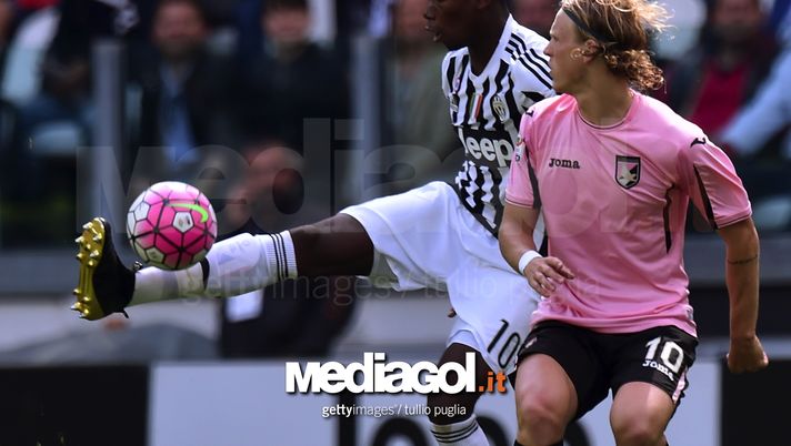 Hiljemark: “Il mio rapporto con la moda e i social. Mando ancora le rose rosse a Elin” 