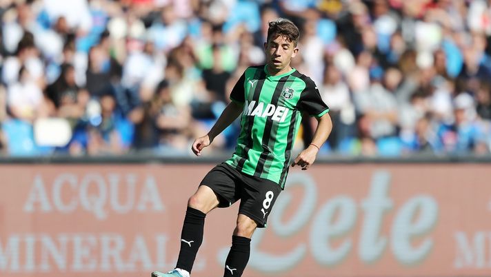 Nel mezzo si sfoglia la rosa dei nomi: resistono Maxime Lopez e Sensi - immagine 1