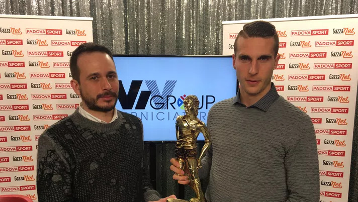Riccardo Pettinà riceve il premio, edizione 2019