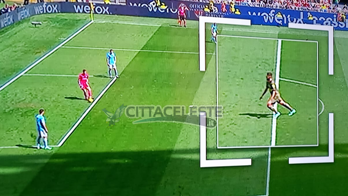 Gol irregolare del Milan