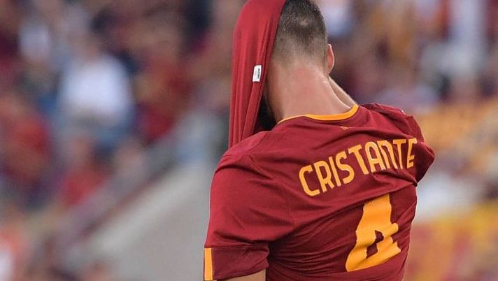 Roma, manovra lenta e centrocampo statico: tra campionato e coppa 0 assist e un gol - immagine 1