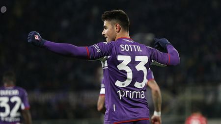FLORENCE, ITALY - NOVEMBER 30: Riccardo Sottil of ACF Fiorentina scores a goal during the Serie A match between ACF Fiorentina v UC Sampdoria at Stadio Artemio Franchi on November 30, 2021 in Florence, Italy. (Photo by Gabriele Maltinti/Getty Images) FLORENCE, ITALY - NOVEMBER 30: Riccardo Sottil of ACF Fiorentina scores a goal during the Serie A match between ACF Fiorentina v UC Sampdoria at Stadio Artemio Franchi on November 30, 2021 in Florence, Italy. (Photo by Gabriele Maltinti/Getty Images)