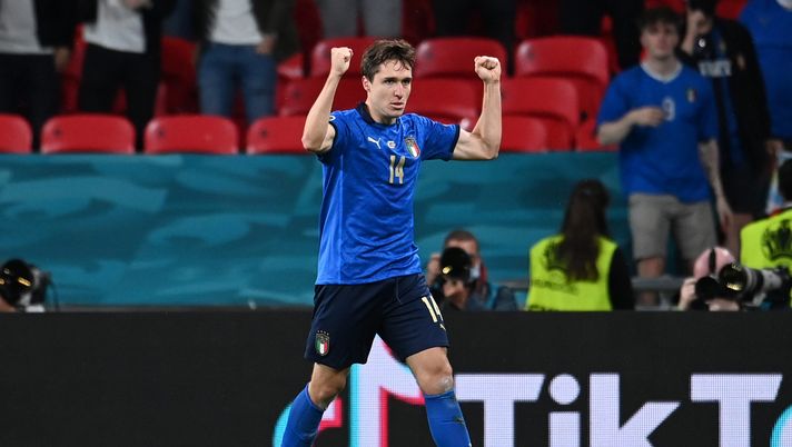 LONDON, ENGLAND - JUNE 26: Federico Chiesa of Italy celebrates after scoring their side's first goal during the UEFA Euro 2020 Championship Round of 16 match between Italy and Austria at Wembley Stadium at Wembley Stadium on June 26, 2021 in London, England. (Photo by Andy Rain - Pool/Getty Images) LONDON, ENGLAND - JUNE 26: Federico Chiesa of Italy celebrates after scoring their side's first goal during the UEFA Euro 2020 Championship Round of 16 match between Italy and Austria at Wembley Stadium at Wembley Stadium on June 26, 2021 in London, England. (Photo by Andy Rain - Pool/Getty Images)