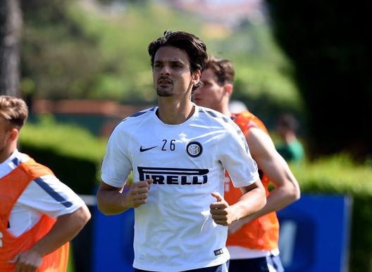 COMO, ITALY - MAY 17: Felipe Dal Belo (C) during FC Internazionale training session at the club's training ground at Appiano Gentile on May 17, 2015 in Como, Italy. (Photo by Claudio Villa - Inter/Getty Images) COMO, ITALY - MAY 17: Felipe Dal Belo (C) during FC Internazionale training session at the club's training ground at Appiano Gentile on May 17, 2015 in Como, Italy. (Photo by Claudio Villa - Inter/Getty Images)
