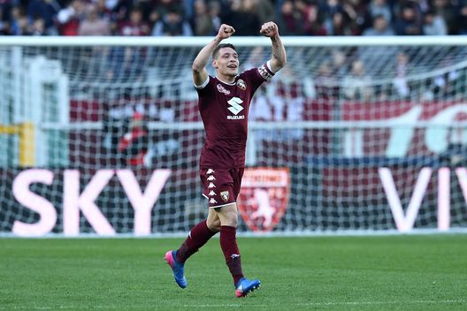 TURIN, ITALY - MARCH 05: Andrea Belotti of FC Torino celebrates a goal during the Serie A match between FC Torino and US Citta di Palermo at Stadio Olimpico di Torino on March 5, 2017 in Turin, Italy. (Photo by Valerio Pennicino/Getty Images) TURIN, ITALY - MARCH 05: Andrea Belotti of FC Torino celebrates a goal during the Serie A match between FC Torino and US Citta di Palermo at Stadio Olimpico di Torino on March 5, 2017 in Turin, Italy. (Photo by Valerio Pennicino/Getty Images)