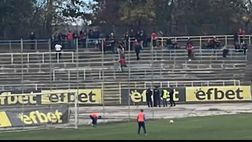 Bulgaria, ultras si travestono da steward e…scoppia la rissa