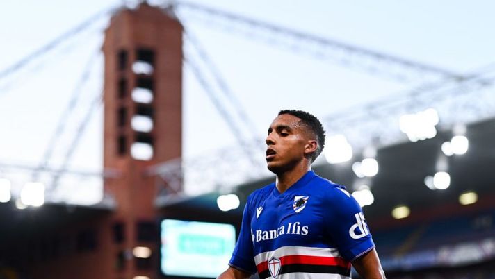 GENOA, ITALY - AUGUST 13: Abdelhamid Sabiri of Sampdoria looks on during the Serie A match between UC Sampdoria and Atalanta BC at Stadio Luigi Ferraris on August 13, 2022 in Genoa, Italy. (Photo by Simone Arveda/Getty Images) Sabiri, la Fiorentina insiste per gennaio: possibile scambio con la Sampdoria - immagine 1