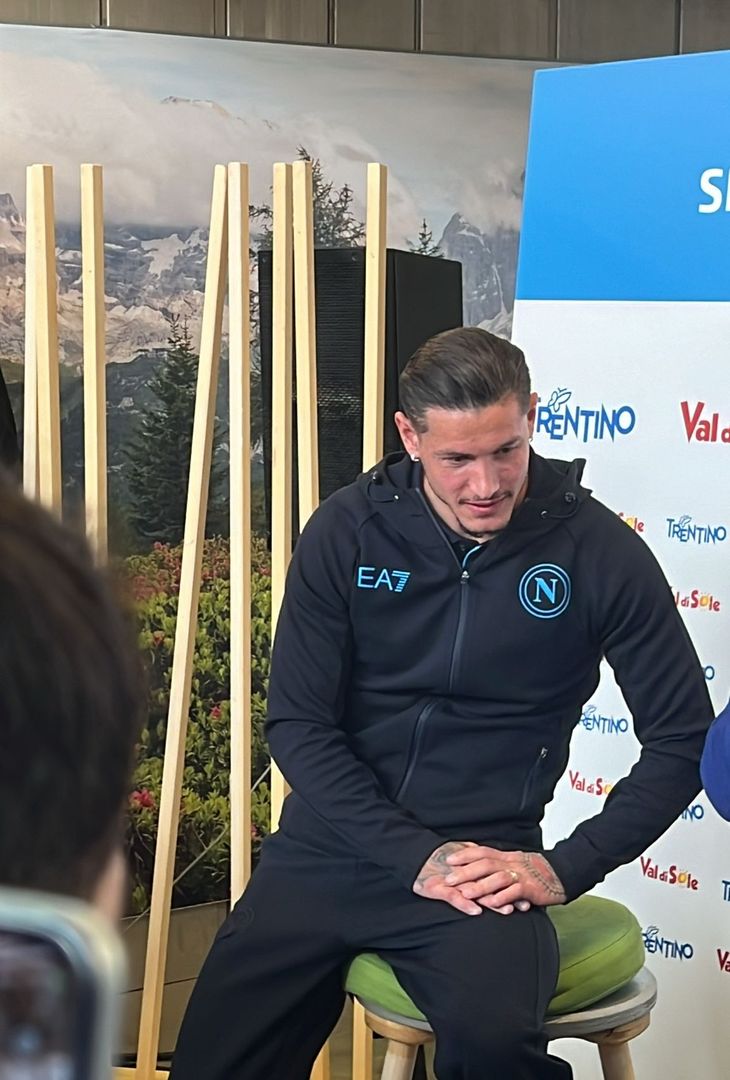 Come da tradizione la Val di Sole e il Trentino sono presenti a Napoli alla Borsa Mediterranea del Turismo alla Fiera d’Oltremare, per l’ormai tradizionale incontro con la stampa con la partecipazione di due calciatori del Napoli: Ngonge e Mazzocchi