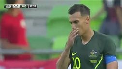 VIDEO / Ex Inter, clamoroso autogol di Sainsbury in Australia-Ungheria