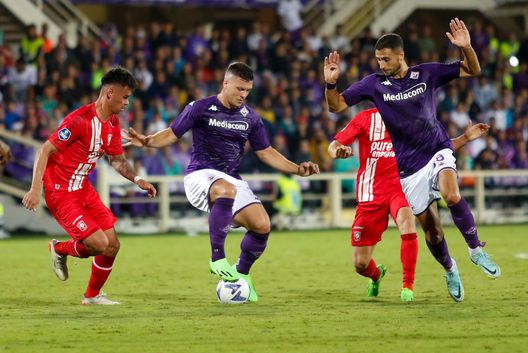 GERMOGLI PH: 18 AGOSTO 2022 FIRENZE STADIO ARTEMIO FRANCHI CONFERENCE LEAUGUE FIORENTINA VS TWENTE NELLA FOTO JOVIC Jovic Fiorentina