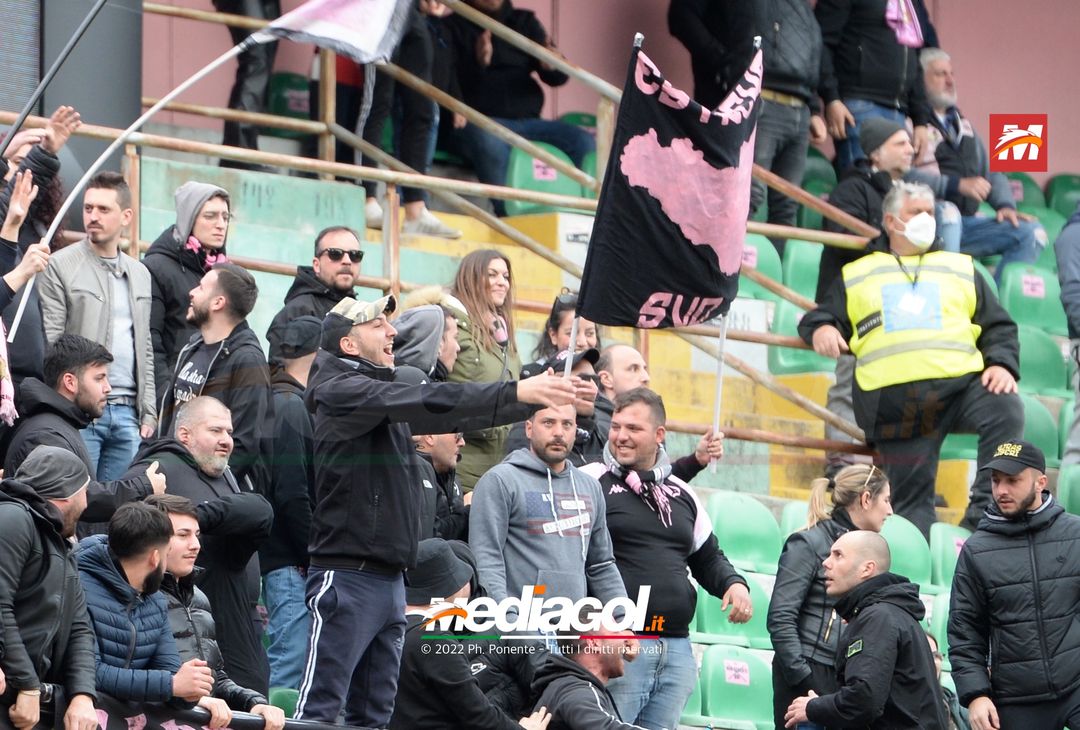 FOTO, i tifosi allo stadio per Palermo – Fidelis Andria 1-1 (Gallery) - immagine 20