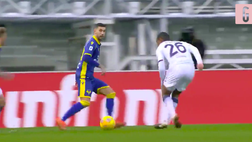 VIDEO Verona, esterno sinistro e pallone in buca d’angolo: la perla di Dimarco stende il Crotone