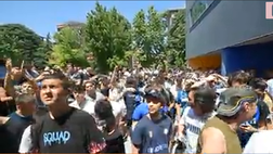 VIDEO Inter, l’arrivo di Lukaku a Milano: i cori dei tifosi al centro Coni
