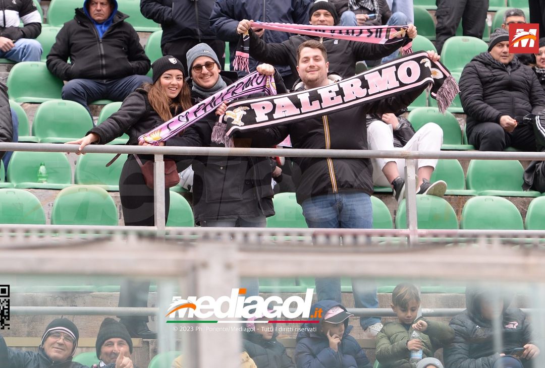 FOTOTIFO Palermo-Reggina 2-1, i tifosi allo Stadio “Renzo Barbera” (Gallery) - immagine 77