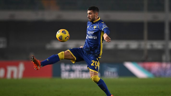 VERONA, ITALY - DECEMBER 16: Mattia Zaccagni of Hellas Verona controls the ball during the Serie A match between Hellas Verona FC and UC Sampdoria at Stadio Marcantonio Bentegodi on December 16, 2020 in Verona, Italy. (Photo by Tullio M. Puglia/Getty Images) VERONA, ITALY - DECEMBER 16: Mattia Zaccagni of Hellas Verona controls the ball during the Serie A match between Hellas Verona FC and UC Sampdoria at Stadio Marcantonio Bentegodi on December 16, 2020 in Verona, Italy. (Photo by Tullio M. Puglia/Getty Images)