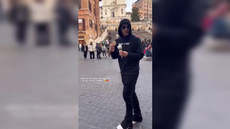Frosinone-Roma, tifosi lanciano birre a Paredes dopo il gol: lui manda un  bacio -  - Ultime notizie As Roma calcio – Interviste, foto e  video