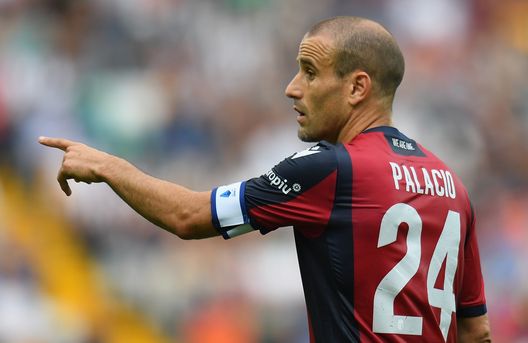 UDINE, ITALY - SEPTEMBER 29: Rodrigo Palacio of Bologna FC gestures during the Serie A match between Udinese Calcio and Bologna FC at Stadio Friuli on September 29, 2019 in Udine, Italy. (Photo by Alessandro Sabattini/Getty Images) UDINE, ITALY - SEPTEMBER 29: Rodrigo Palacio of Bologna FC gestures during the Serie A match between Udinese Calcio and Bologna FC at Stadio Friuli on September 29, 2019 in Udine, Italy. (Photo by Alessandro Sabattini/Getty Images)