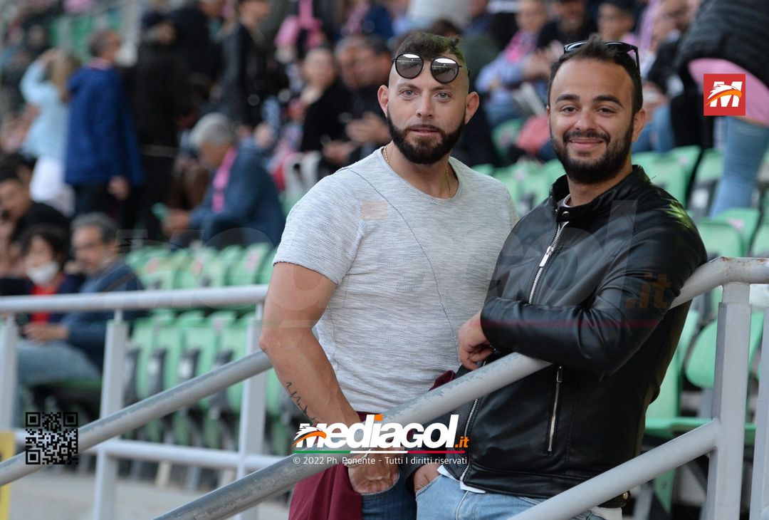 Fototifo, i tifosi allo stadio per Palermo-Virtus Entella 2-2 (gallery) - immagine 104