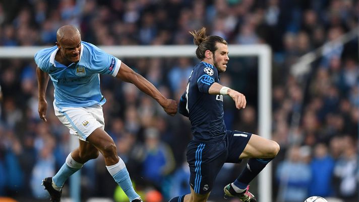 Manchester City, Kompany: “Noi favoriti per la Champions? Sarà durissima. Il mio contratto…” 