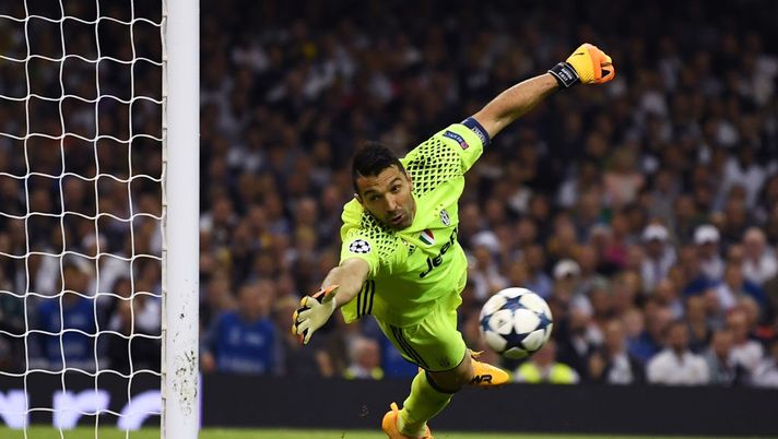 Calciomercato PSG: l&#8217;arrivo di Buffon libera Areola. Il Napoli e Ancelotti&#8230; 