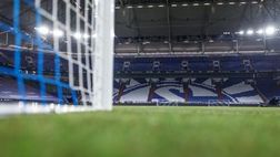 Schalke, stadio tappezzato di maglie per il derby: ma non è servito…