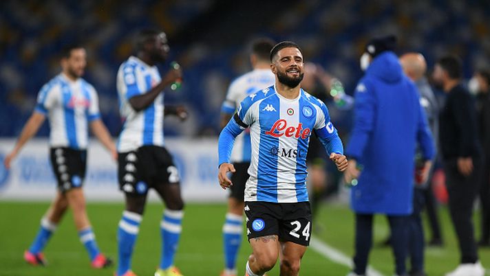 NAPLES, ITALY - NOVEMBER 29: Lorenzo Insigne of S.S.C. Napoli celebrates after scoring their team's first goal during the Serie A match between SSC Napoli and AS Roma at Stadio San Paolo on November 29, 2020 in Naples, Italy. Sporting stadiums around Italy remain under strict restrictions due to the Coronavirus Pandemic as Government social distancing laws prohibit fans inside venues resulting in games being played behind closed doors. (Photo by Francesco Pecoraro/Getty Images) 