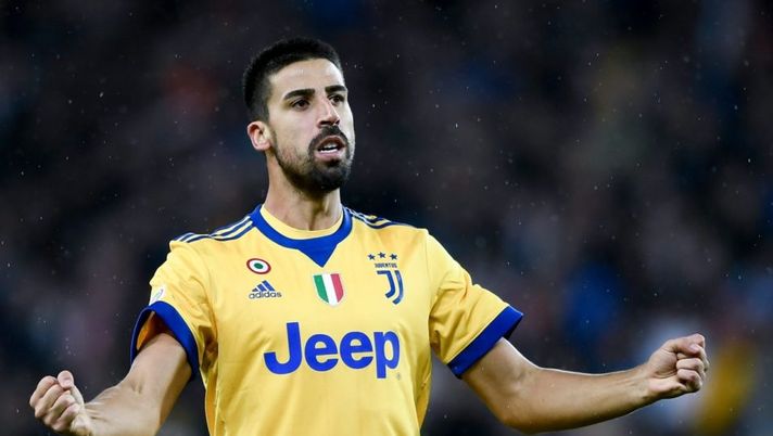 UDINE, ITALY - OCTOBER 22:  Sami Khedira celebrates 2-4 goal during the Serie A match between Udinese Calcio and Juventus at Stadio Friuli on October 22, 2017 in Udine, Italy.  (Photo by Daniele Badolato - Juventus FC/Juventus FC via Getty Images) 