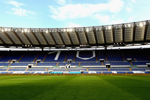 ROME, ITALY - NOVEMBER 29: The number ten is seen on the empty stands in memory of Argentinian football legend Diego Armando Maradona during the Serie A match between SS Lazio and Udinese Calcio at Stadio Olimpico on November 29, 2020 in Rome, Italy. (Photo by Paolo Bruno/Getty Images) ROME, ITALY - NOVEMBER 29: The number ten is seen on the empty stands in memory of Argentinian football legend Diego Armando Maradona during the Serie A match between SS Lazio and Udinese Calcio at Stadio Olimpico on November 29, 2020 in Rome, Italy. (Photo by Paolo Bruno/Getty Images)